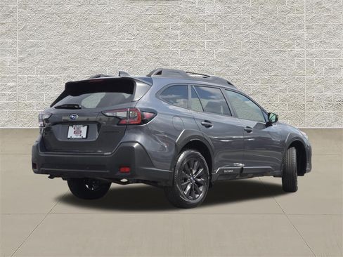 Certified 2025 Subaru Outback Onyx Edition w/ Popular Package #2 AWD/4WD image 7
