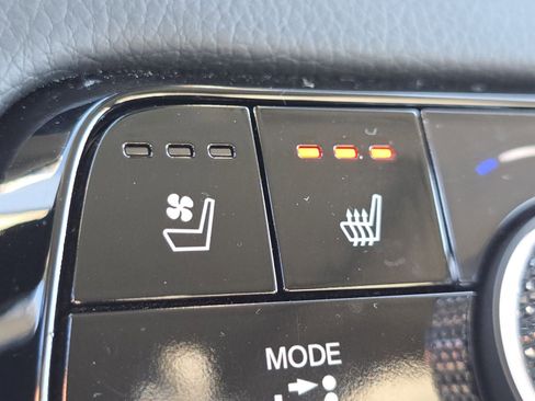 Certified 2023 Honda Pilot Elite image 6