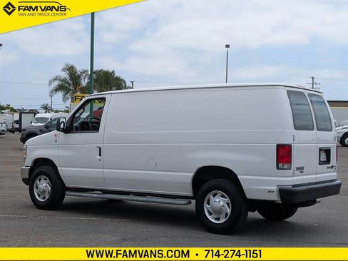 Used 2014 Ford E-250 and Econoline 250 w/ Power Group RWD image 5