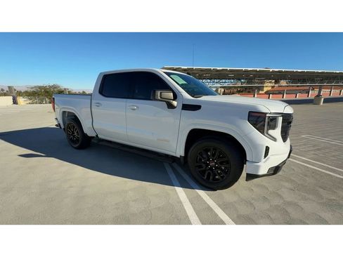 Used 2022 GMC Sierra 1500 Elevation w/ LPO, Elevation Black Package image 2