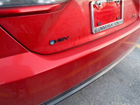 Certified 2026 Toyota Camry Hybrid w/ Multimedia Upgrade Package image 11