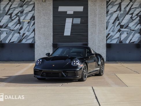 Used 2023 Porsche 911 50th Anniversary Edition AWD/4WD image 6