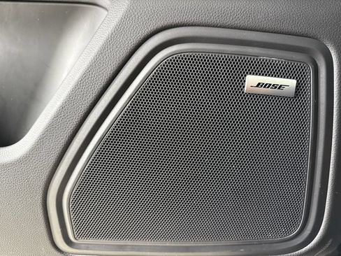 Certified 2026 Porsche Macan AWD/4WD image 34