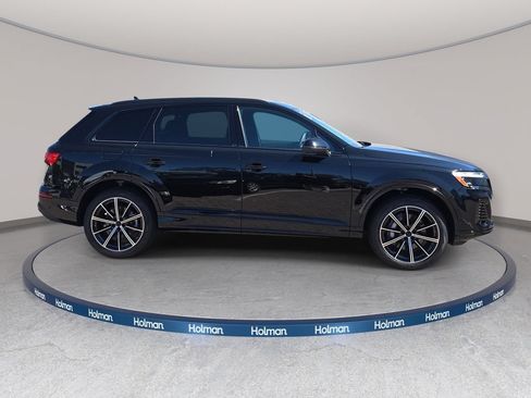 Certified 2026 Audi Q7 2.0T Premium Plus AWD/4WD image 4