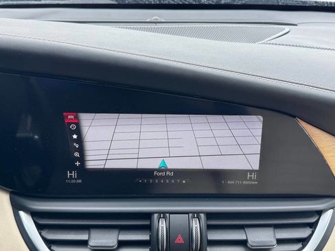 Used 2017 Alfa Romeo Giulia Ti w/ Lusso Light Wood Package image 11