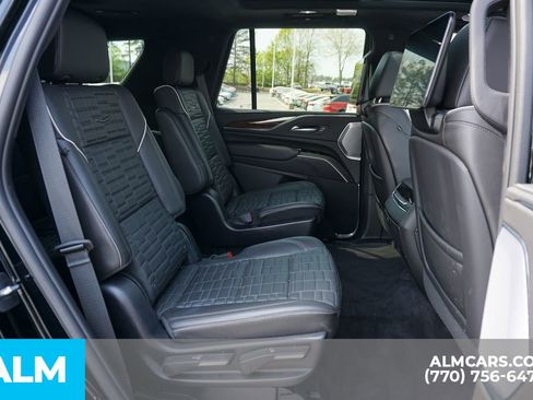 Used 2023 Cadillac Escalade Sport Platinum w/ LPO, ONYX Package image 24