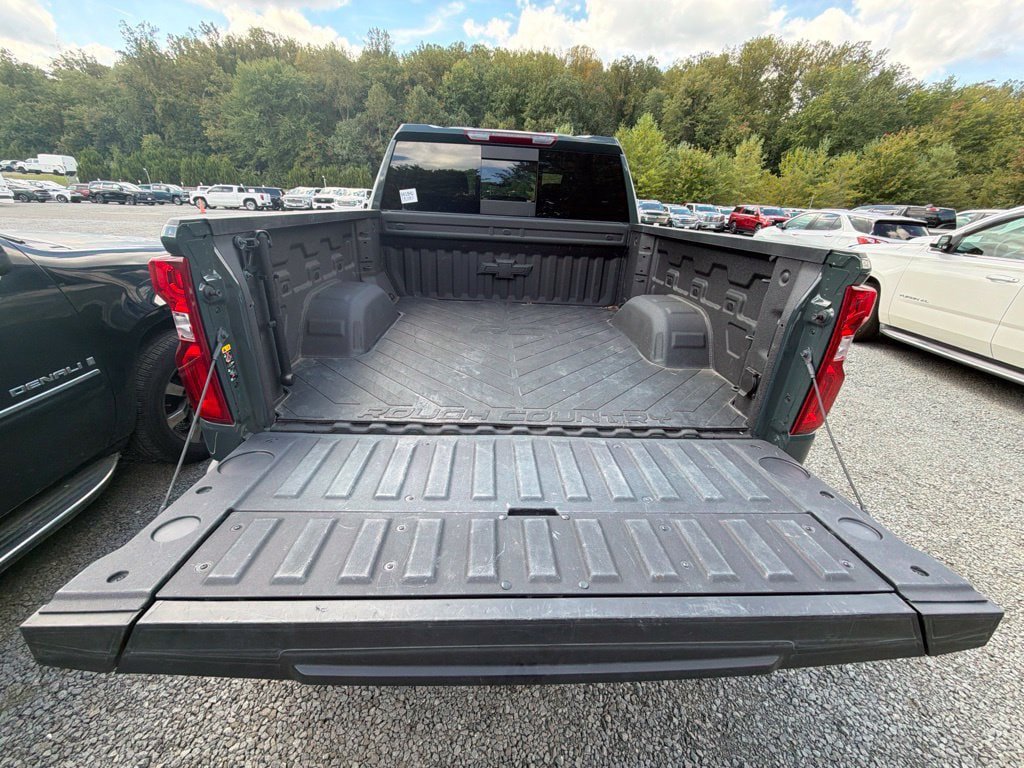 Used 2025 Chevrolet Silverado 1500 LT Trail Boss w/ Convenience Package II AWD/4WD image 14