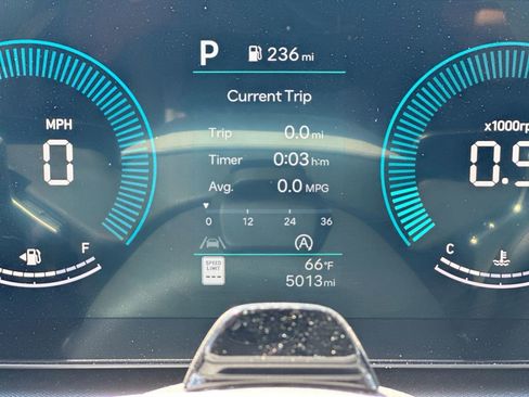 Used 2025 Hyundai Santa Fe SEL image 48