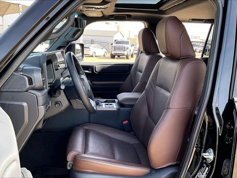 Used 2025 Toyota Land Cruiser w/ Premium Package image 8