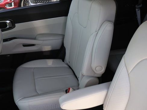 New 2026 Kia Sorento EX AWD/4WD image 14
