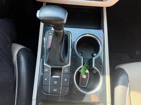 Used 2021 Kia Sedona EX w/ EX Premium Package FWD image 21