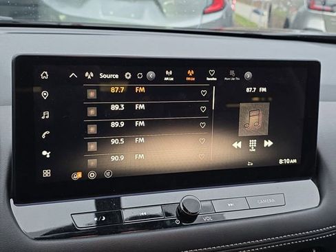 Used 2024 Nissan Rogue SL image 13