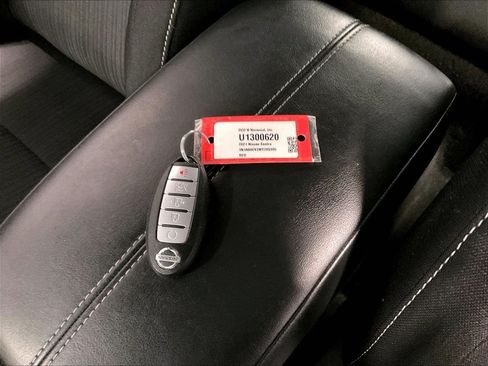 Used 2021 Nissan Sentra SV FWD image 30