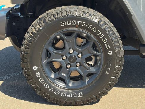 Used 2023 Jeep Wrangler Unlimited w/ Cold Weather Group AWD/4WD image 12