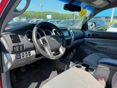 Used 2013 Toyota Tacoma 4x4 Access Cab V6 w/ SR5 Pkg image 15