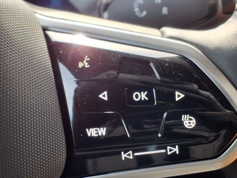 New 2025 Volkswagen ID. Buzz Pro S image 17