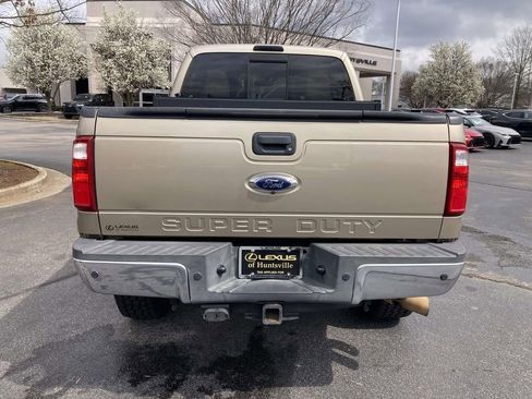 Used 2014 Ford F250 Lariat w/ Lariat Interior Package image 3