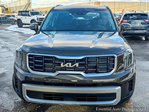 Used 2024 Kia Telluride S w/ S Sunroof Package image 5