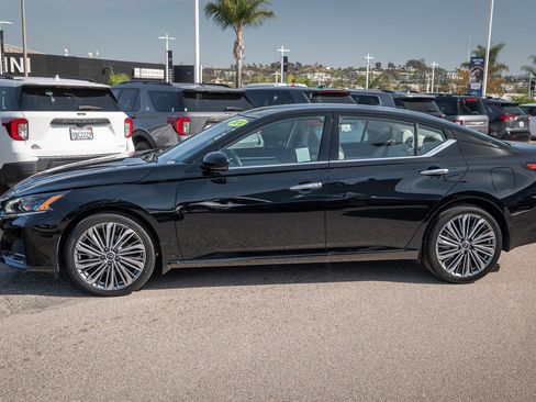 Used 2024 Nissan Altima 2.5 SL image 8