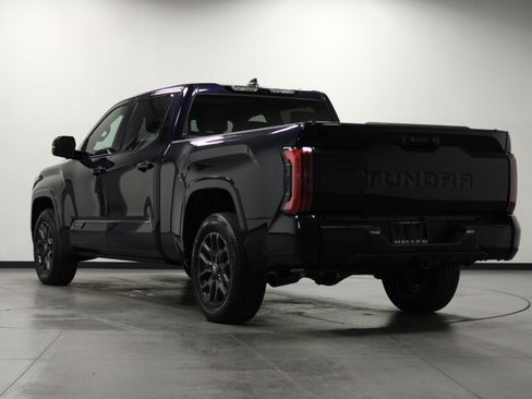 Used 2026 Toyota Tundra Platinum AWD/4WD image 6