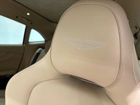 New 2026 Aston Martin DBX 707 image 4