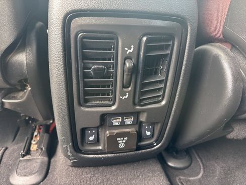 Used 2023 Dodge Durango GT AWD/4WD image 22
