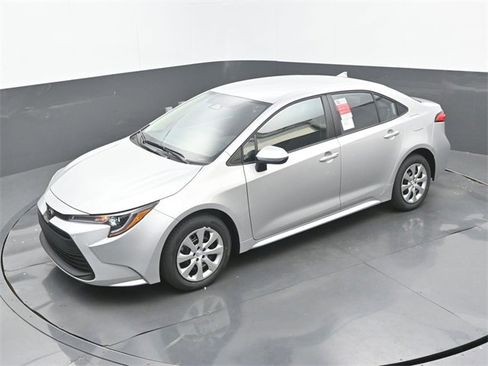New 2026 Toyota Corolla LE image 30