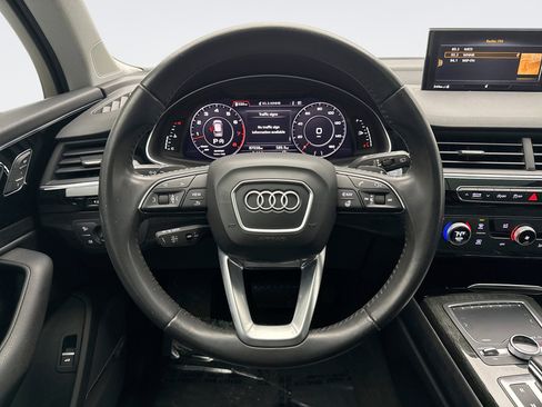 Used 2018 Audi Q7 3.0T Premium Plus image 12