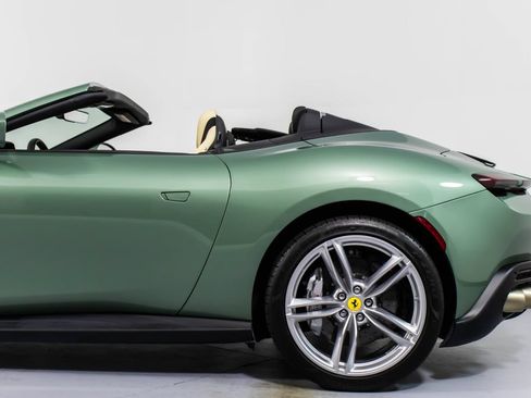 Certified 2024 Ferrari Roma Spider RWD image 27