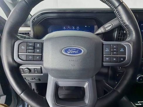 Used 2023 Ford F350 Lariat w/ Lariat Ultimate Package AWD/4WD image 13