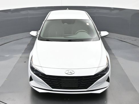 Certified 2021 Hyundai Elantra SEL FWD image 33