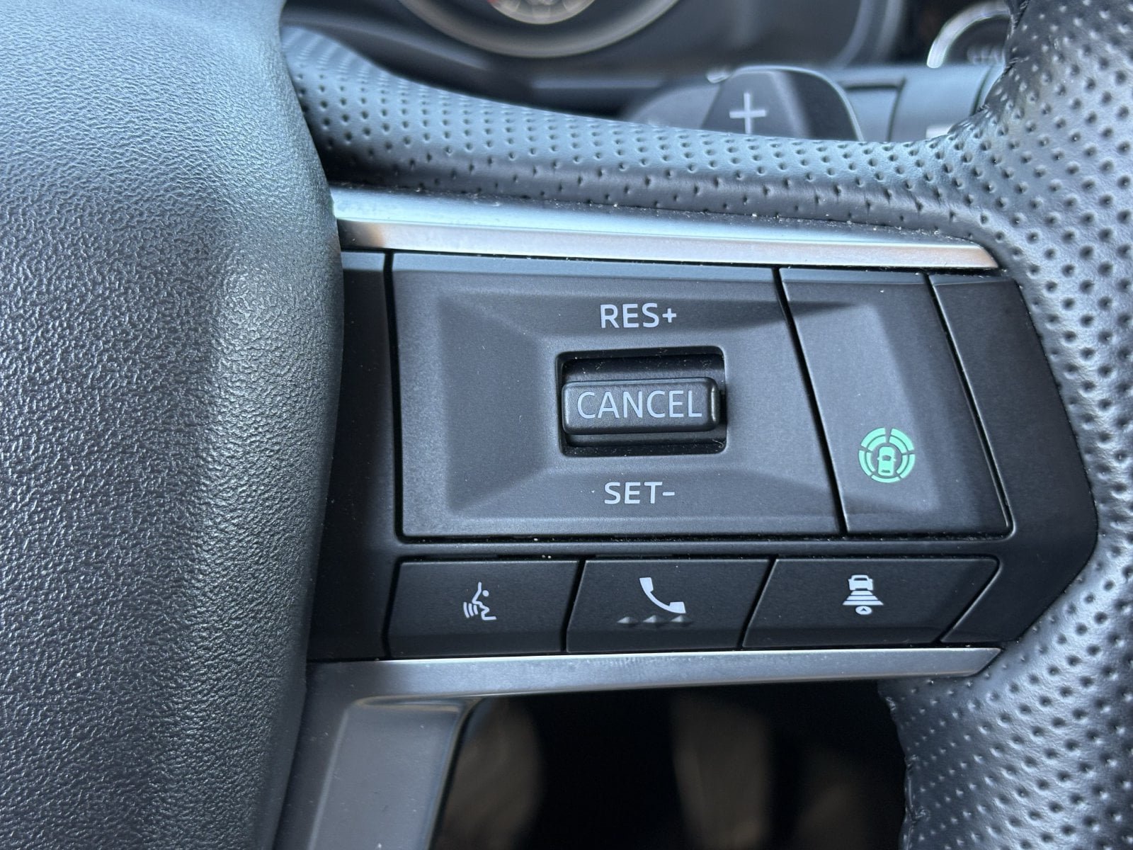 Used 2025 Mitsubishi Outlander SE FWD image 36