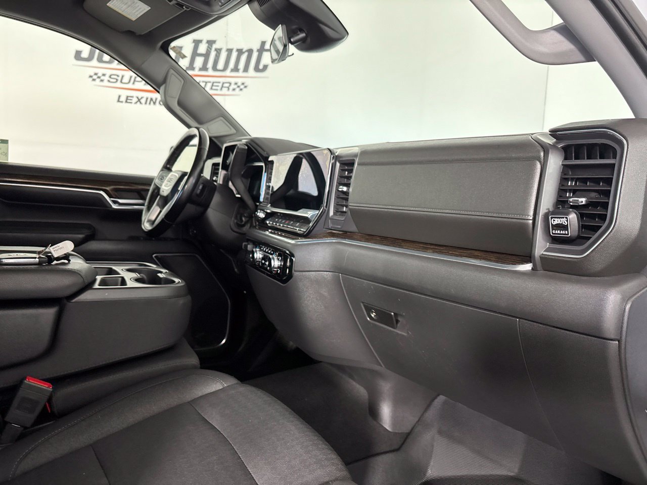 Used 2023 GMC Sierra 1500 SLE AWD/4WD image 27