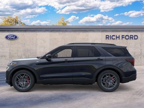 New 2026 Ford Explorer ST-Line AWD/4WD image 3