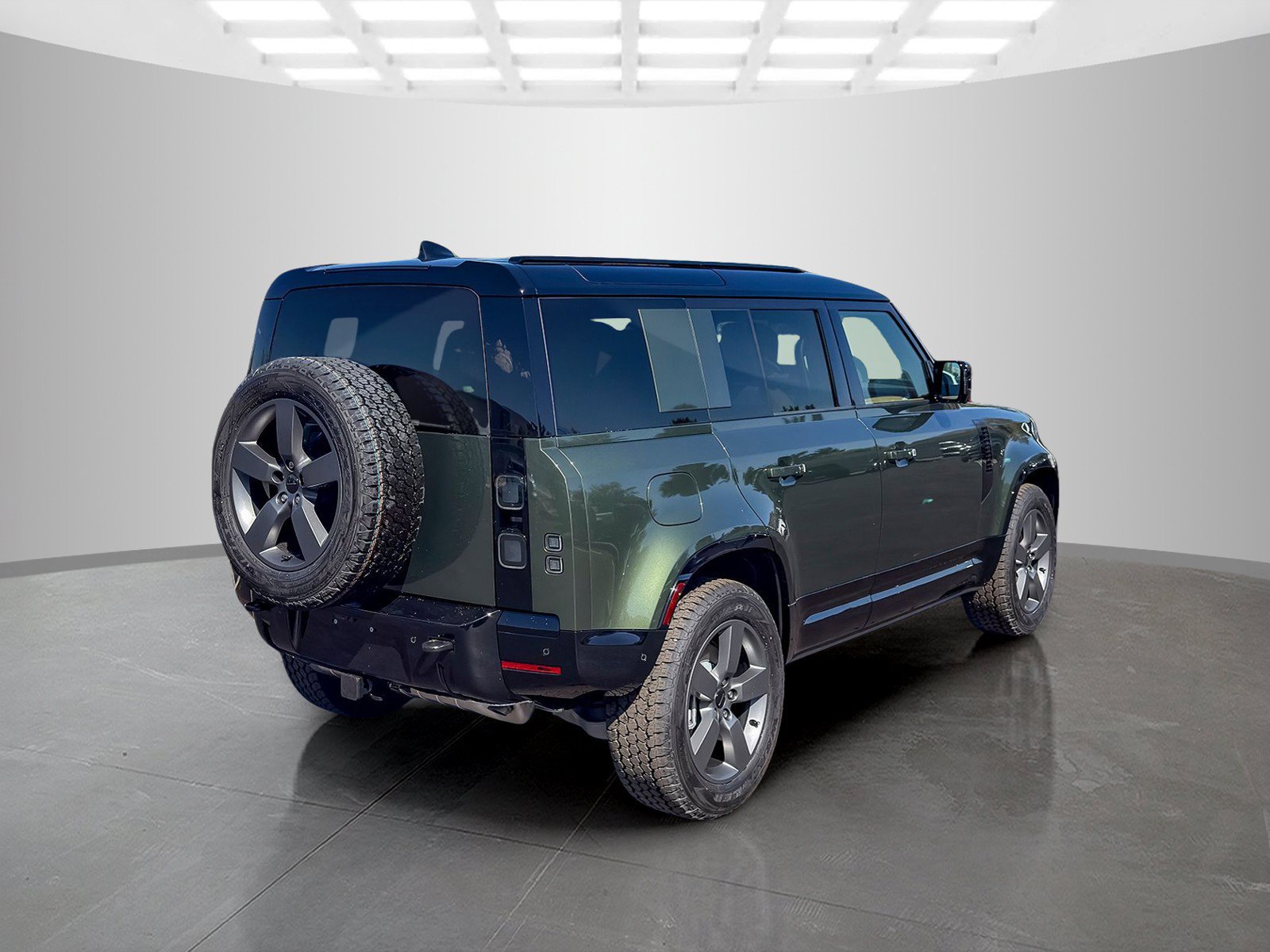 New 2026 Land Rover Defender 110 X-Dynamic SE AWD/4WD image 5