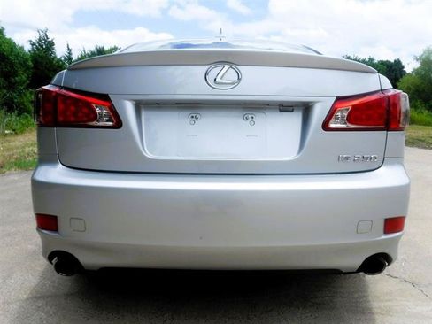 Used 2011 Lexus IS 250 w/ Premium Pkg Value Edition RWD image 17