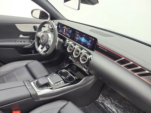 Certified 2023 Mercedes-Benz CLA 35 AMG 4MATIC image 19