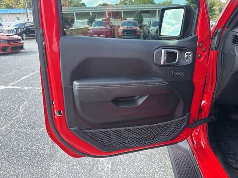 Used 2021 Jeep Gladiator Overland w/ Popular Equipment Package image 25