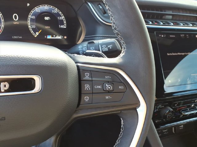 Used 2024 Jeep Grand Cherokee L Laredo AWD/4WD image 20
