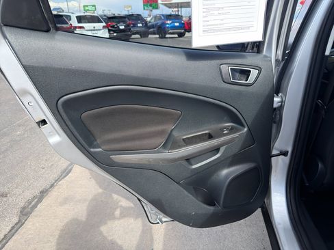 Used 2018 Ford EcoSport SE FWD image 13