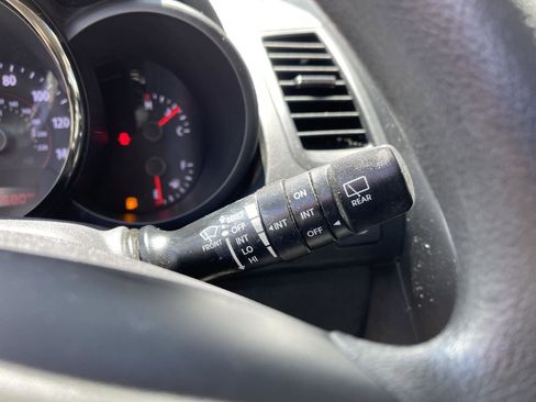 Used 2010 Kia Soul + FWD image 14