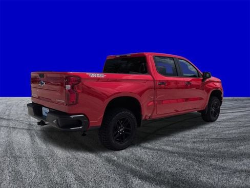 Used 2025 Chevrolet Silverado 1500 Custom Trail Boss AWD/4WD image 4