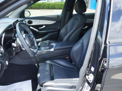 Used 2022 Mercedes-Benz GLC 300 image 9