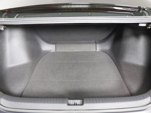 Used 2025 Honda Accord LX image 10