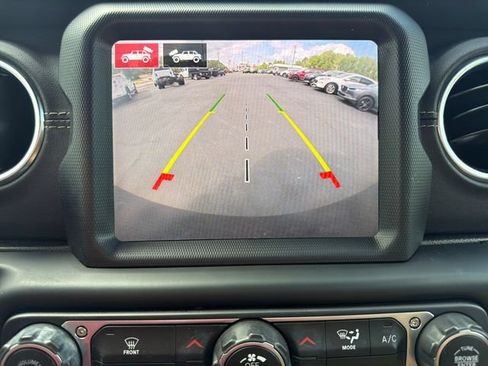 Used 2021 Jeep Wrangler Unlimited Sahara AWD/4WD image 36