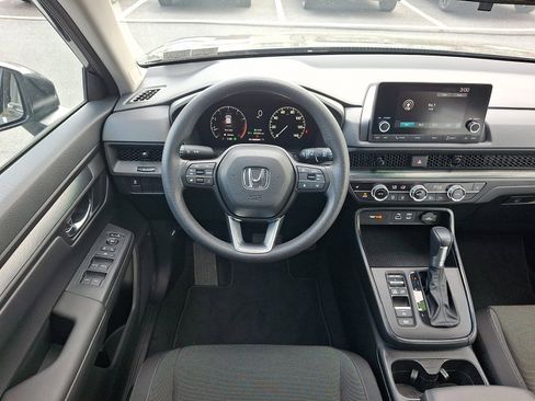 Used 2025 Honda CR-V EX image 11
