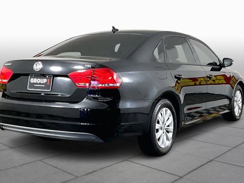 Used 2014 Volkswagen Passat 1.8T Wolfsburg Edition image 11