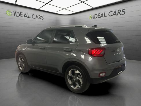 Used 2022 Hyundai Venue SEL w/ Cargo Package FWD image 7