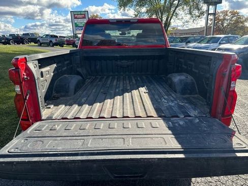 Used 2020 Chevrolet Silverado 2500 Custom w/ Custom Value Package image 18