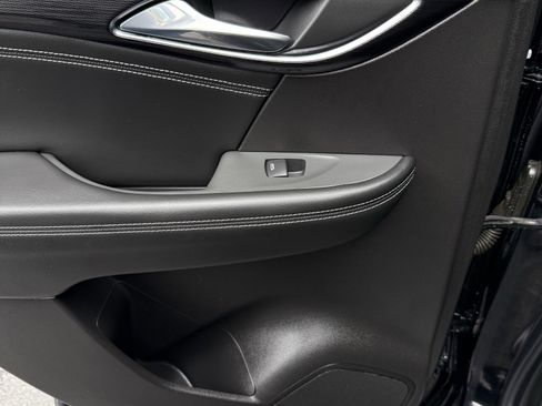 Used 2023 Buick Envision Essence w/ Sport Touring Package FWD image 13